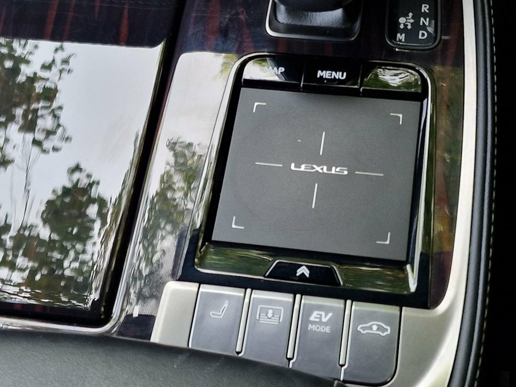 Lexus LS 500H 3.5 With Premium Pack Silver #75