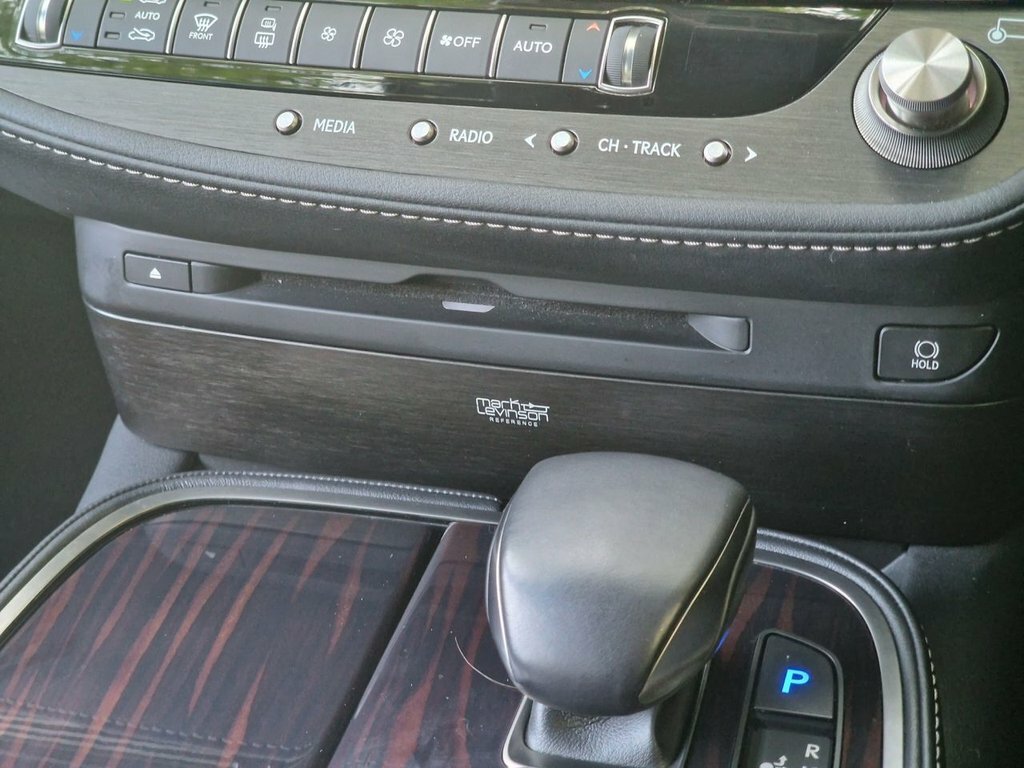 Lexus LS 500H 3.5 With Premium Pack Silver #77