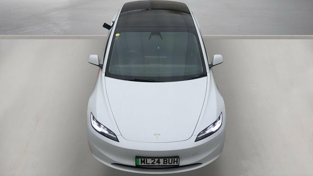 Tesla Model 3 Saloon ML24BUH White #5