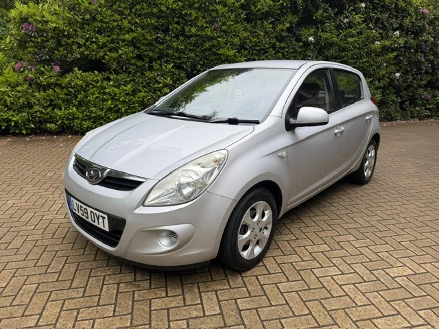 Hyundai I20 Comfort Silver #3