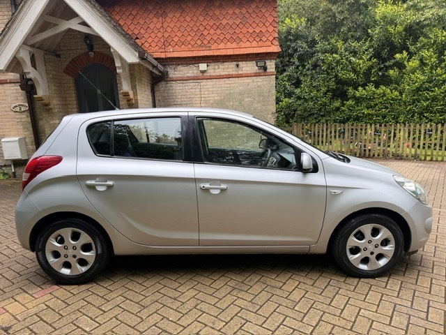Hyundai I20 Comfort Silver #5