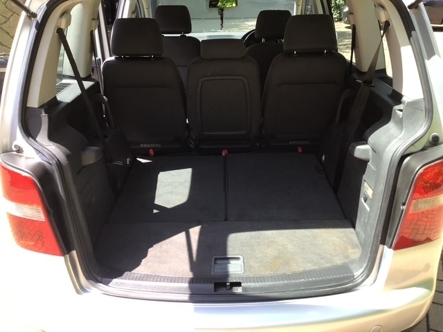 Volkswagen Touran 2.0 Tdi Se Red #13