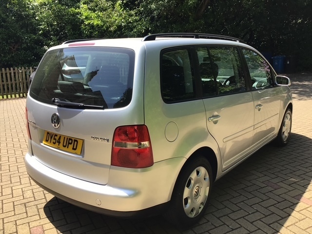 Volkswagen Touran 2.0 Tdi Se Red #8