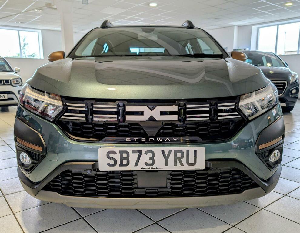 Dacia Sandero Stepway Extreme Green #2