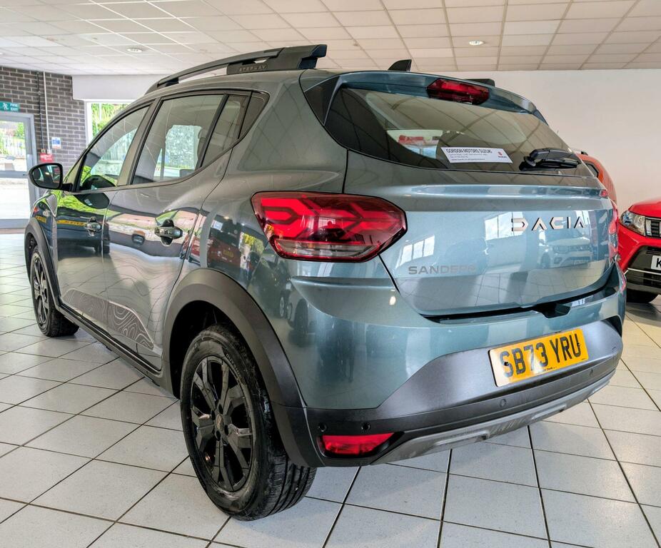 Dacia Sandero Stepway Extreme Green #4