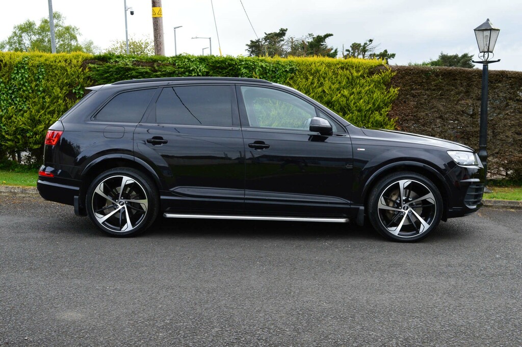 Audi Q7 S Line Tdi Quattro 4Wd KO19HPU Black #4