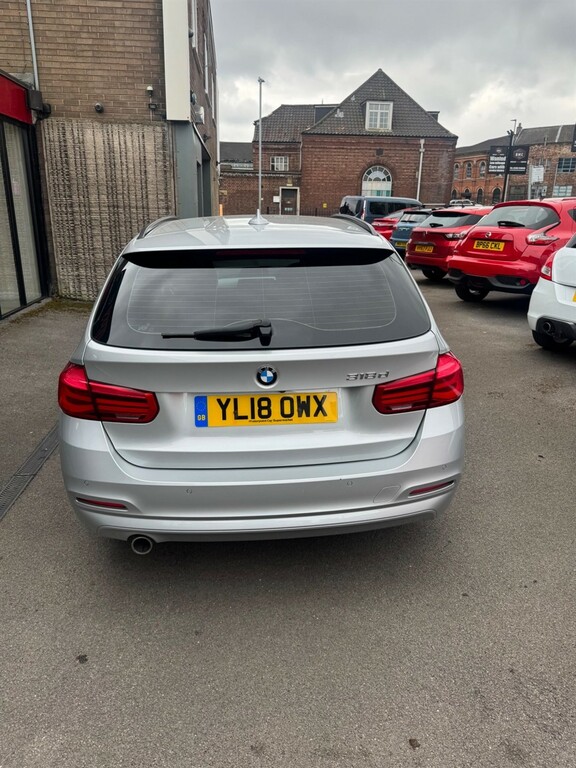 BMW 3 Series 2.0 Se Touring Euro 6 Ss YL18OWX Silver #3