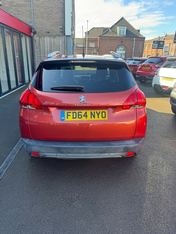 Peugeot 2008 1.6 E-hdi Feline Euro 5 Ss Mistral Red #3