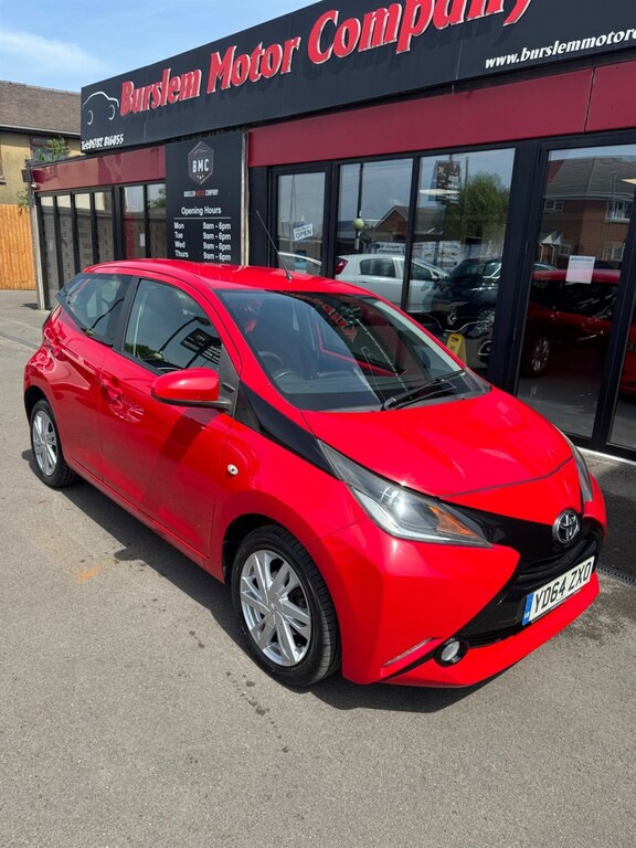 Toyota Aygo 1.0 Vvt-i X-pression Euro 5 Euro 5 Red