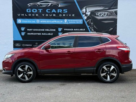 Nissan Qashqai 1.2 Dig-t N-connecta EN65OTG Red #3