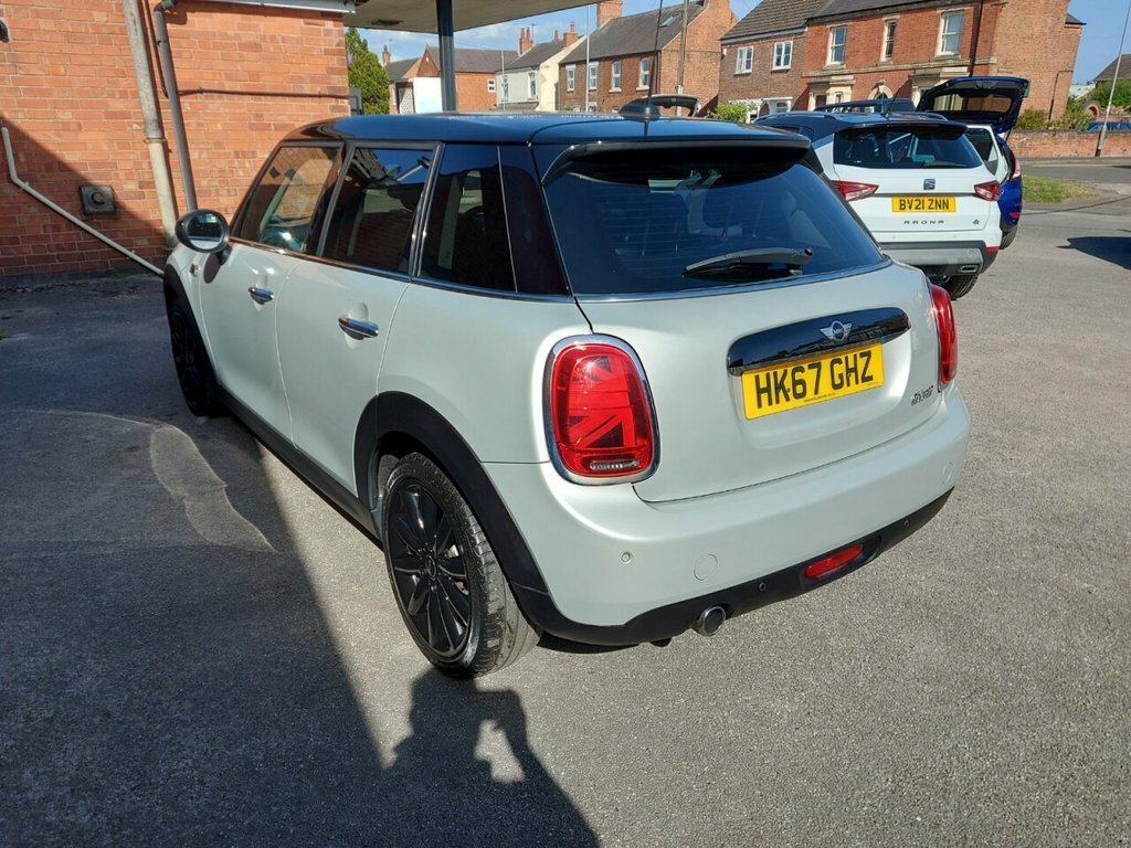 Mini Hatch 1.5L Cooper HK67GHZ Silver #4