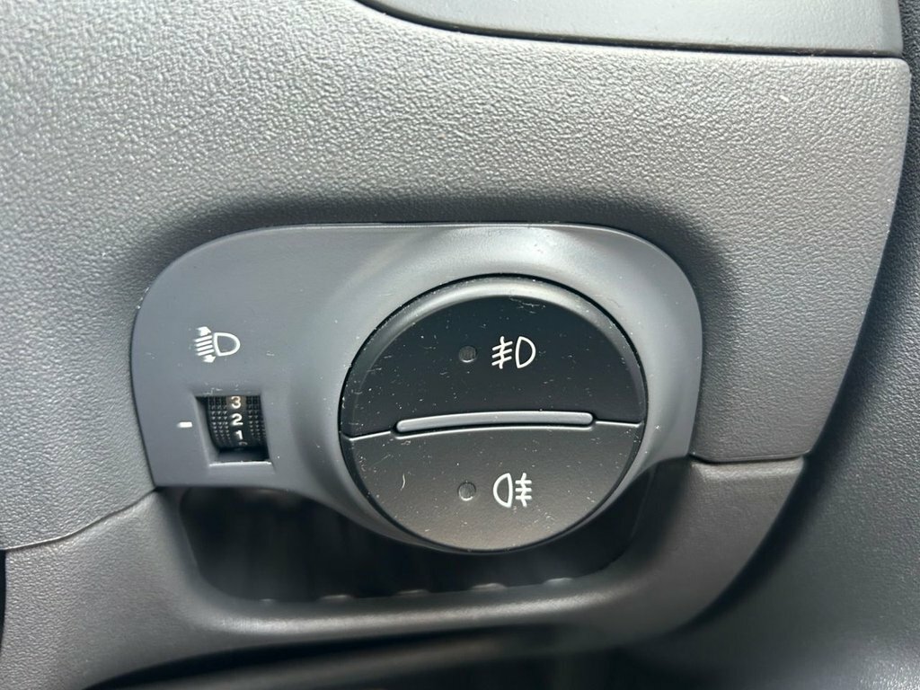 Kia RIO 1.4 Graphite  #19