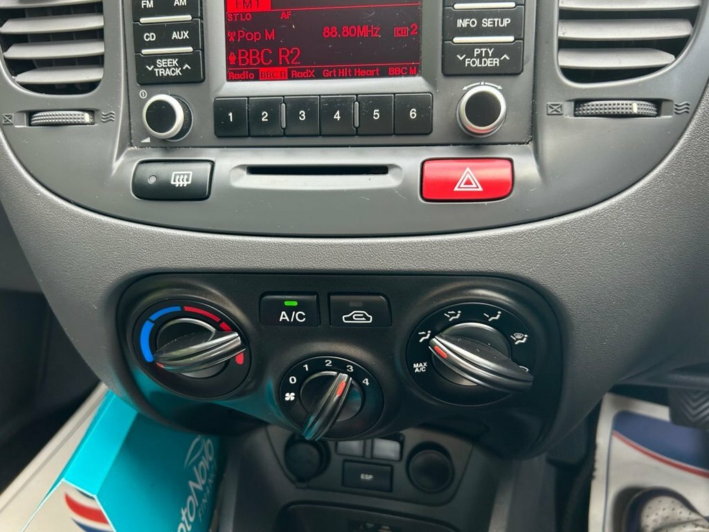 Kia RIO 1.4 Graphite  #15