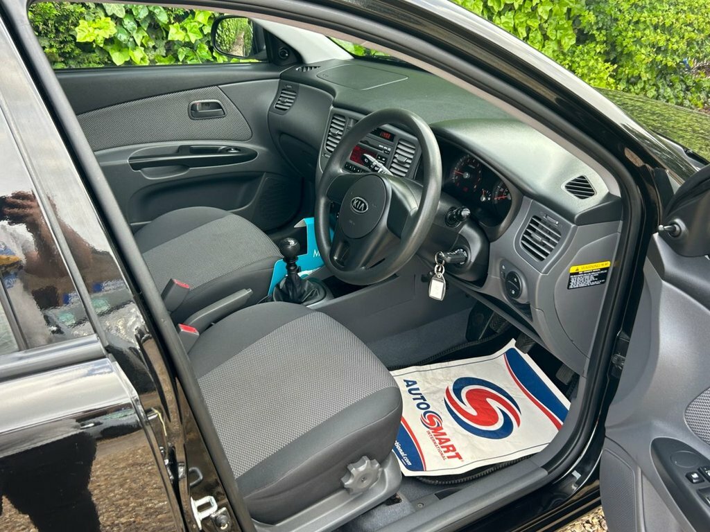 Kia RIO 1.4 Graphite  #11