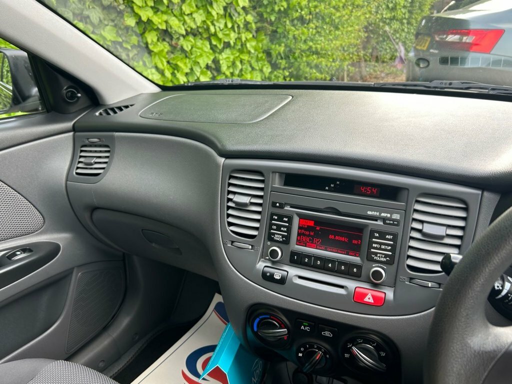 Kia RIO 1.4 Graphite  #13