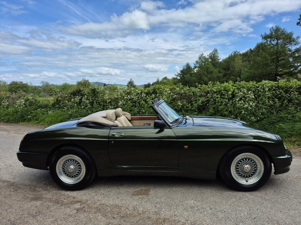 MG RV8 Convertible Mgr 1997 Green #3
