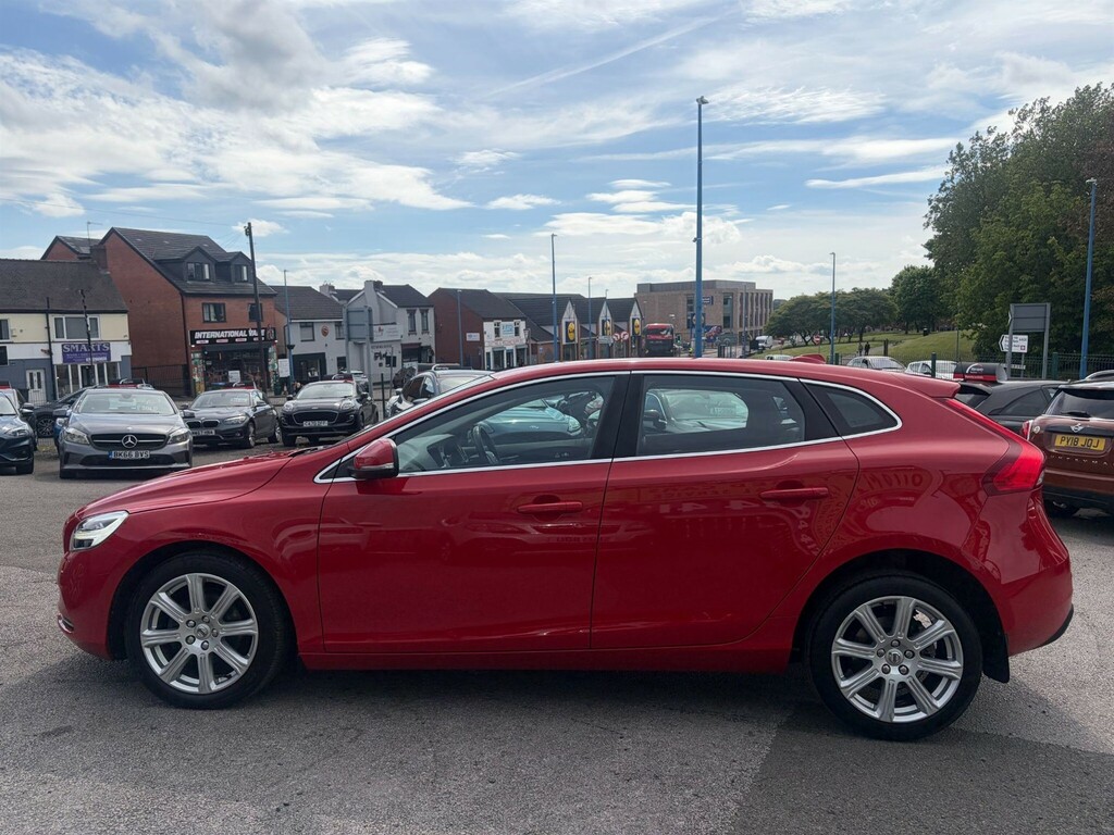 Volvo V40 2.0 D2 Inscription Euro 6 Ss  #3