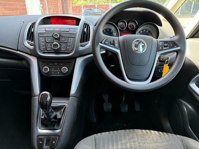 Vauxhall Zafira Tourer 1.4I Turbo Exclusiv Mpv Euro 6 SV15TMO Black #5