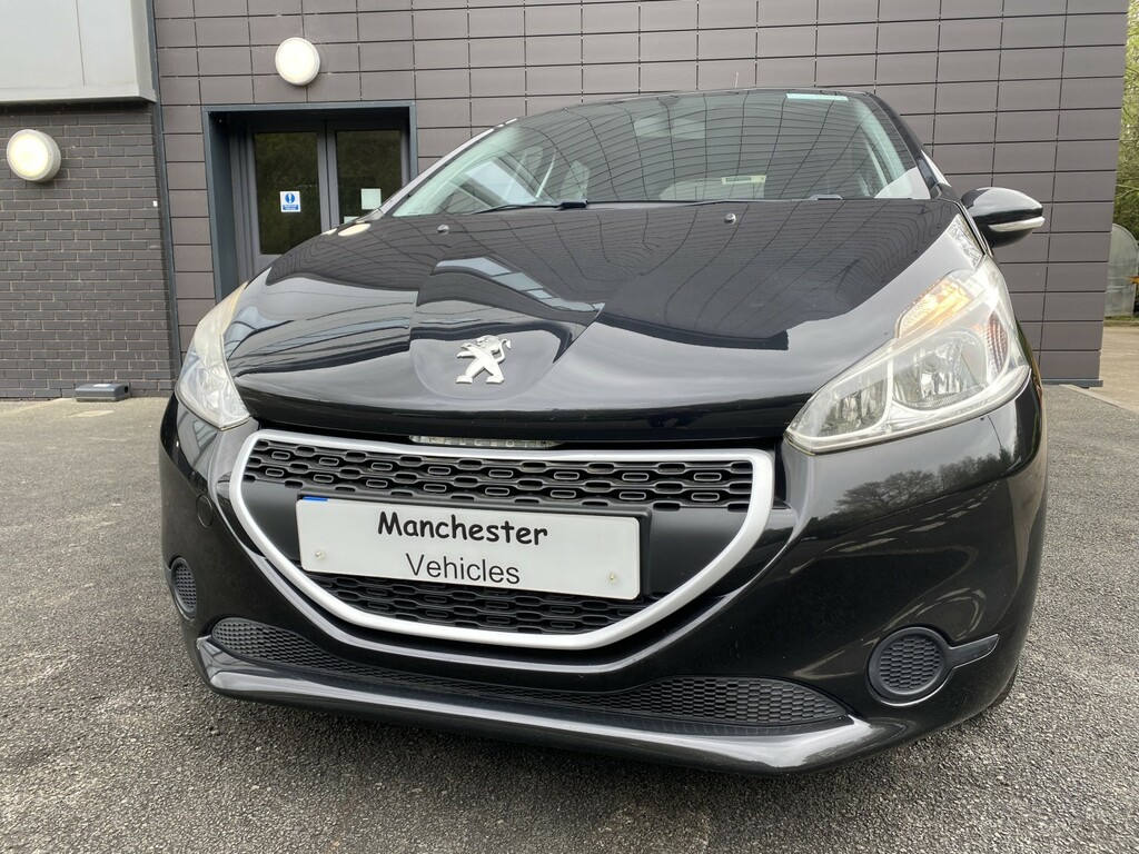 Peugeot 208 1.4 Hdi Access Black #3