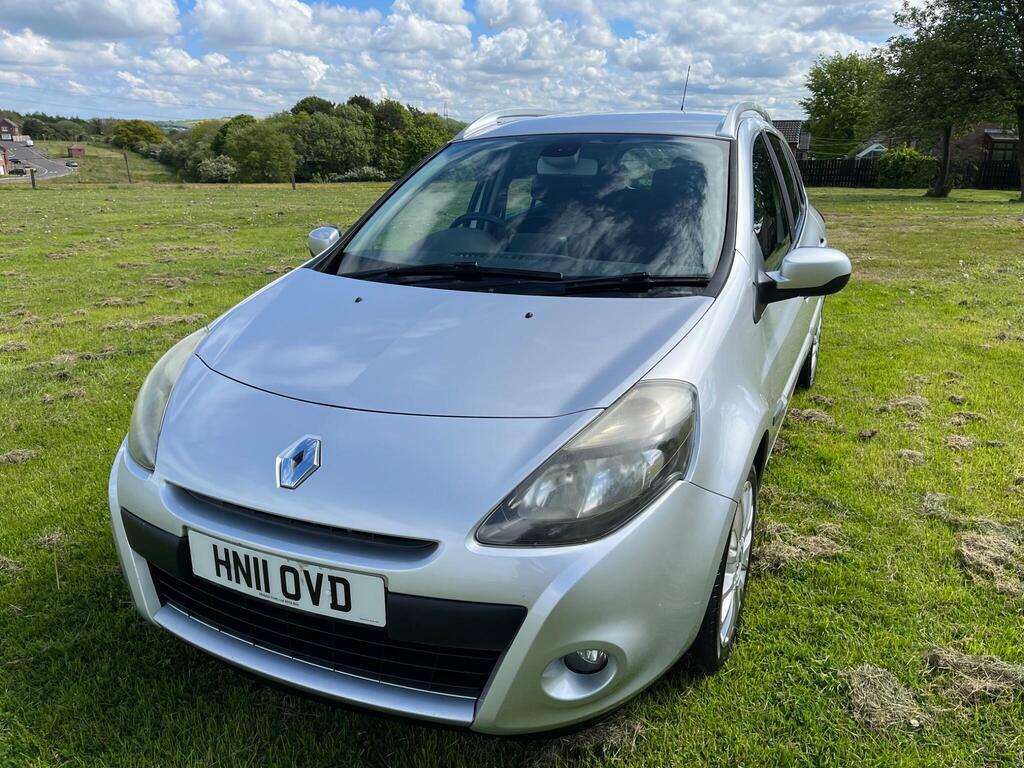 Renault Clio 1.5 Dci Dynamique Tomtom Sport Tourer Euro 5 Silver #4