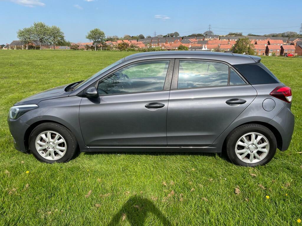 Hyundai I20 1.2 Se Euro 6 PX67TWA Grey #2