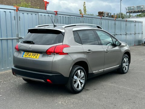 Peugeot e-2008 Sold White #7
