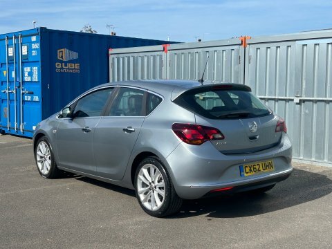 Vauxhall Astra Se 45 000 CX62UHN Silver #4