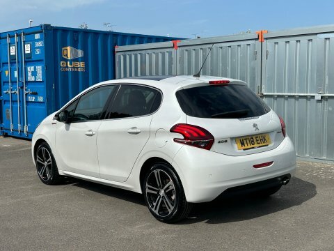 Peugeot 208 Puretech S S MT18EHK White #4