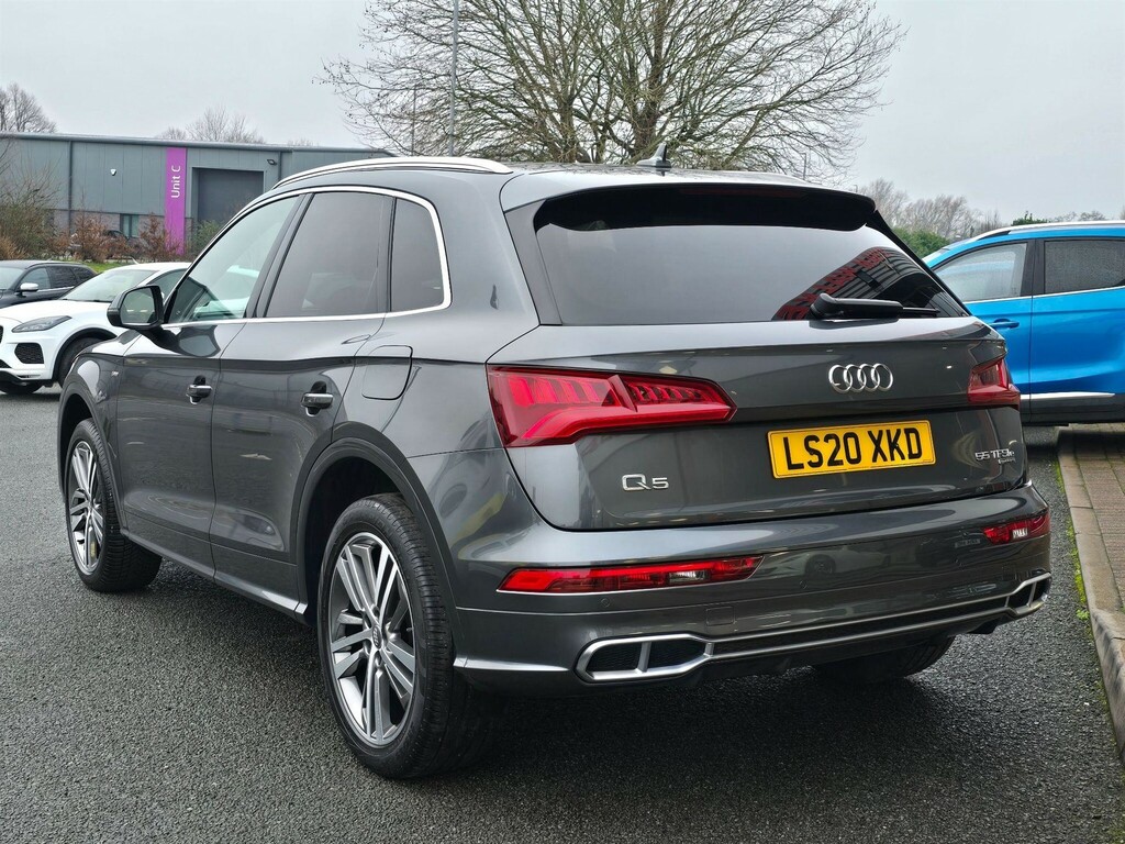 Audi Q5 2.0 Tfsie 55 S Line Competition S Tronic Quattro E Grey #4