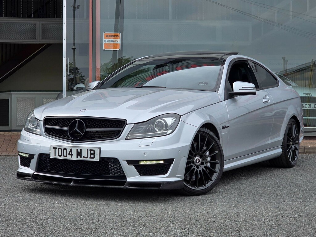 Mercedes-Benz C Class 6.3 Amg Edition 125 Coupe Spds Mct Euro Silver