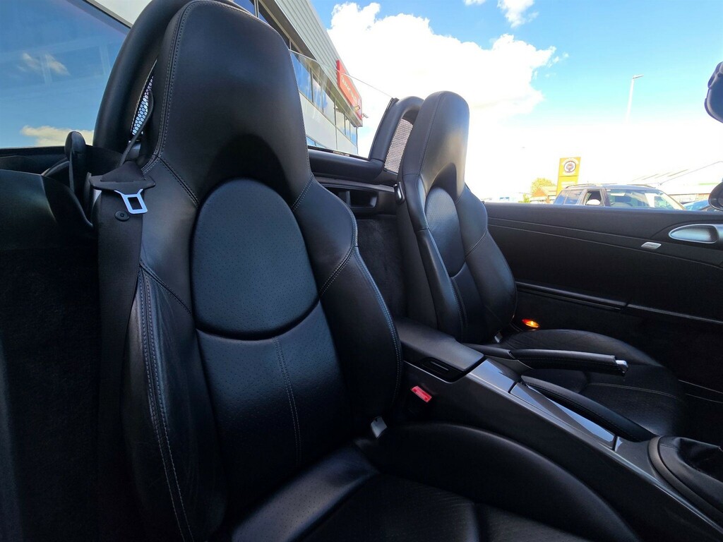 Porsche Boxster 2.7 Red #24