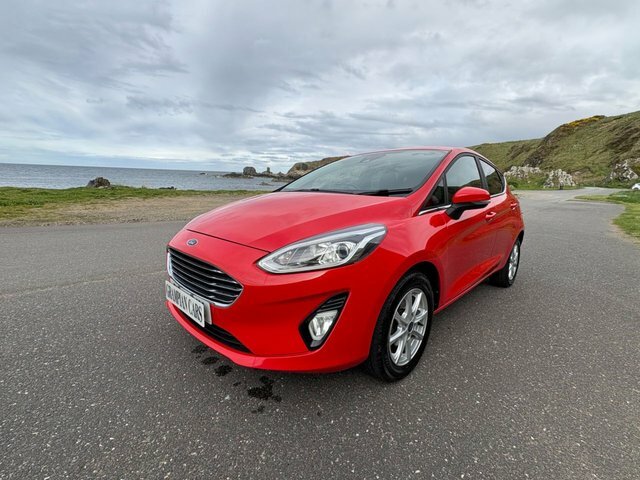 Ford Fiesta 1.0T Ecoboost Zetec Hatchback Eu SY18XNK Red #3