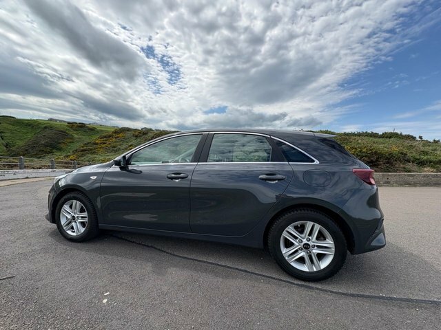 Kia Ceed 1.6 Crdi Eco 2 Hatchback Euro 6 EK69HFU Grey #6