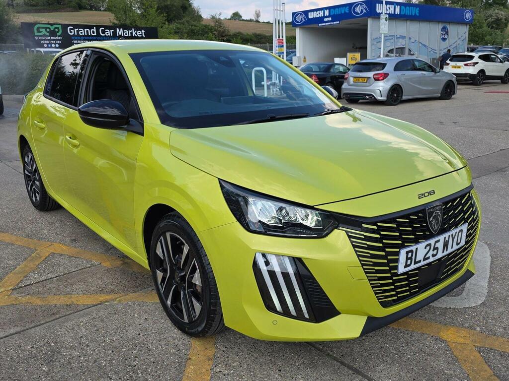 Peugeot 208 Hatchback 1.2 Puretech Allure Euro 6 Ss 20 BL25WYO Yellow #3