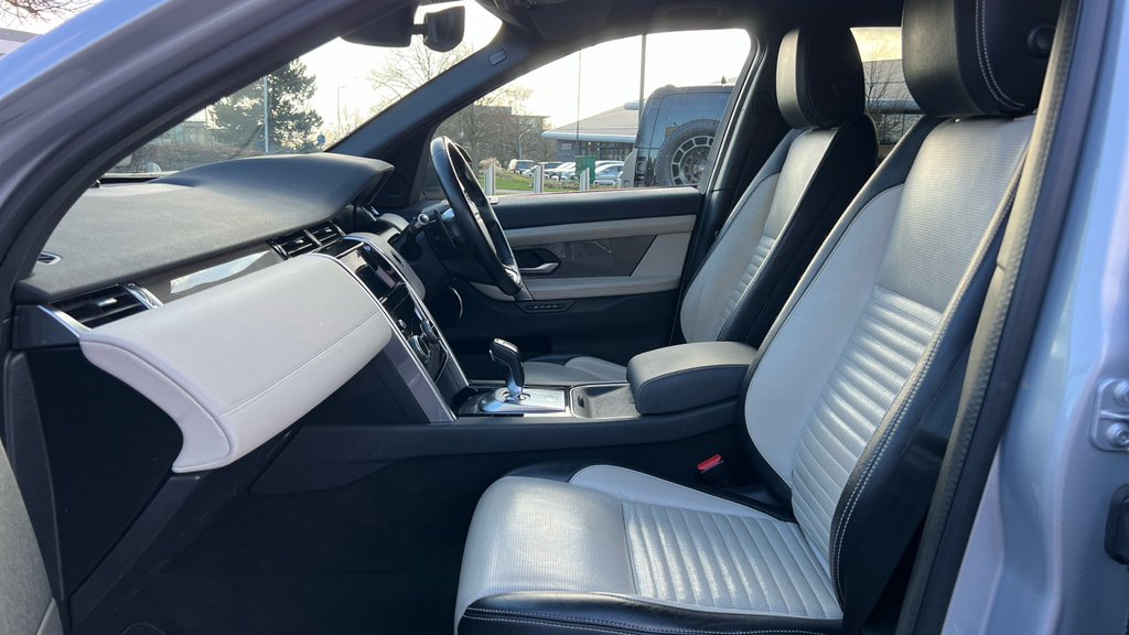 Land Rover Discovery Sport R-dynamic Se LN69XMC Silver #3