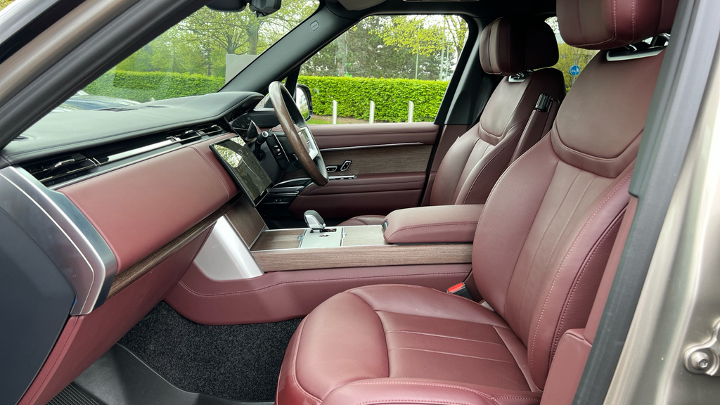 Land Rover Range Rover Autobiography Gold #3