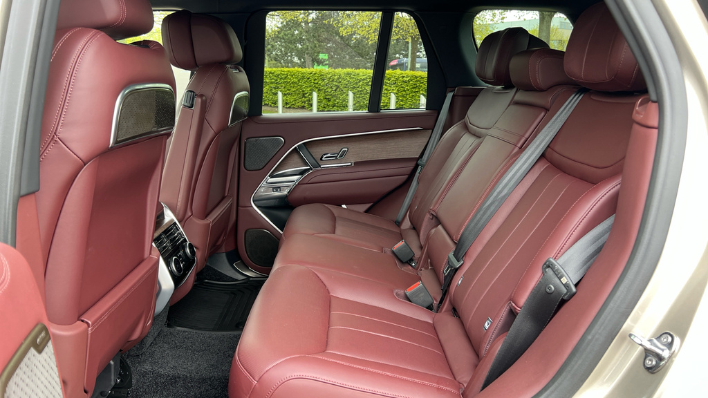 Land Rover Range Rover Autobiography Gold #4
