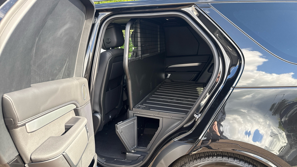 Land Rover Discovery Commercial Dynamic Hse Black #5