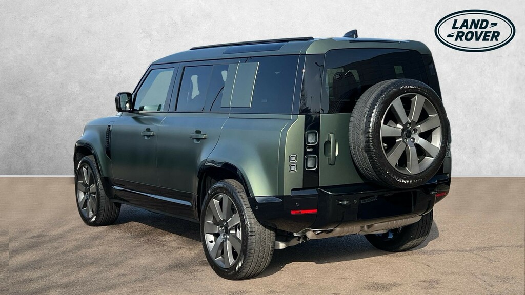 Land Rover Defender 110 X-dynamic Hse 110 Matt Edition Green #2