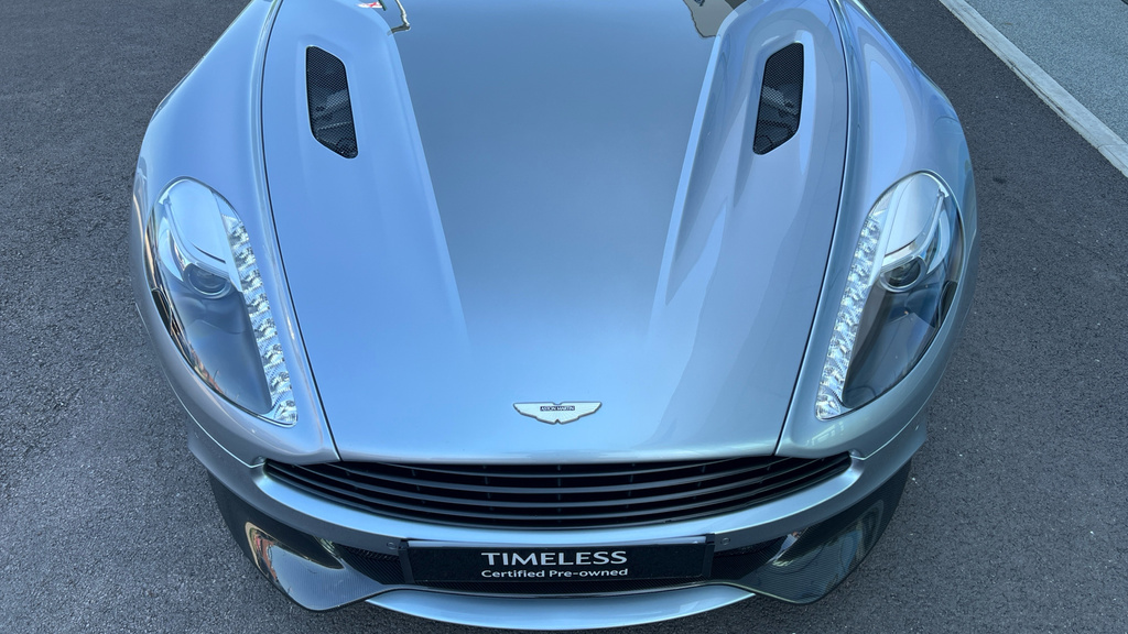 Aston Martin Vanquish V12 Grey #15