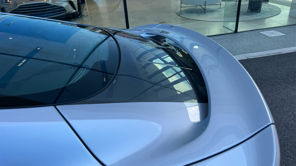 Aston Martin Vanquish V12 Grey #24