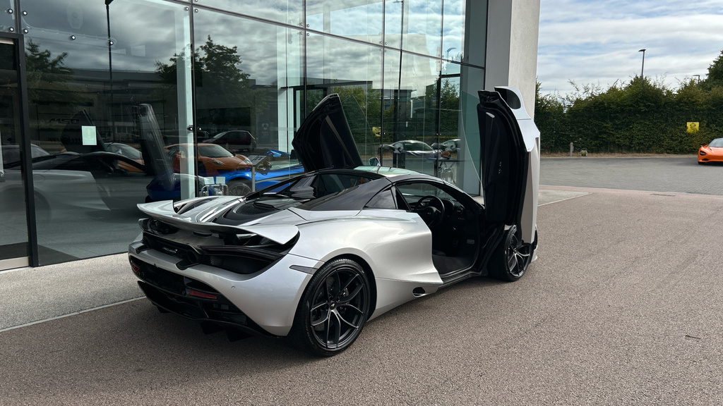 McLaren 720S Spider Orange #25