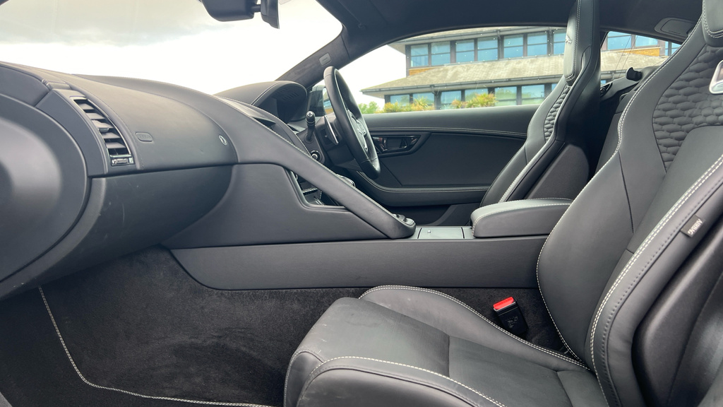 Jaguar F-Type 75 LJ24XLG Black #3