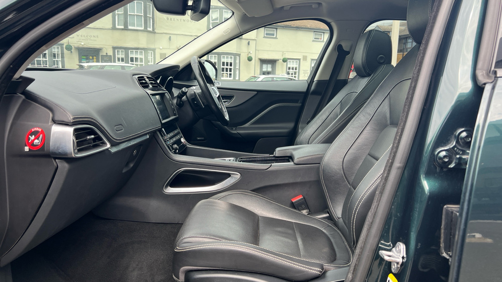Jaguar F-Pace S Green #3