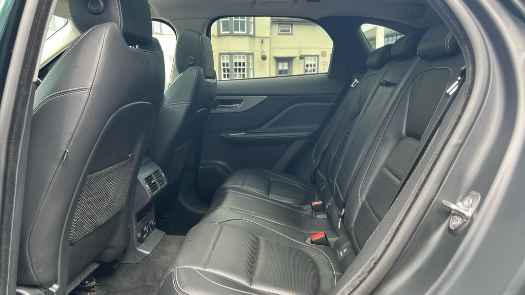 Jaguar F-Pace S Green #4