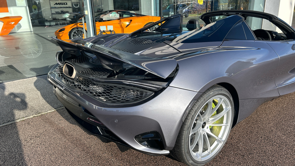 McLaren Spider Spider #12