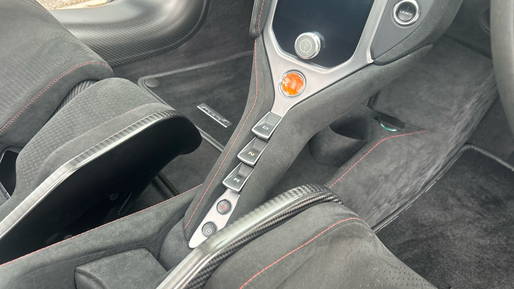 McLaren V8 Ssg Silver #15