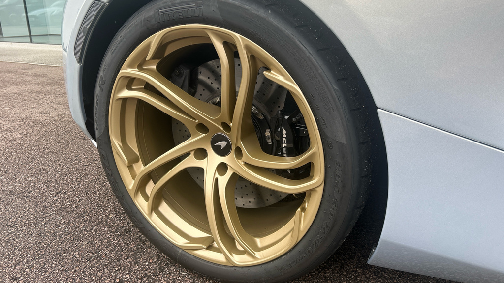 McLaren V8 Ssg Silver #27