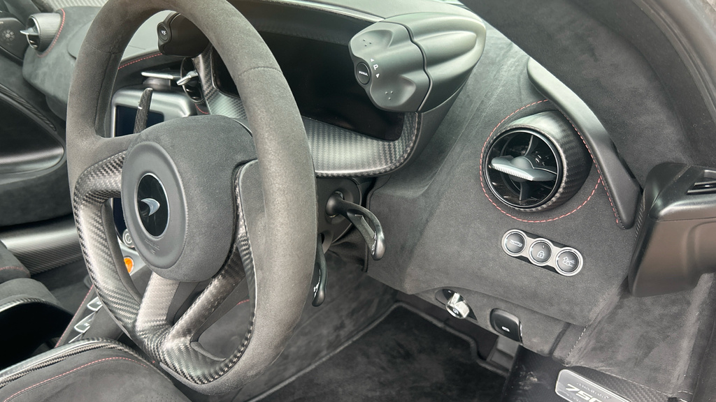 McLaren V8 Ssg Silver #16