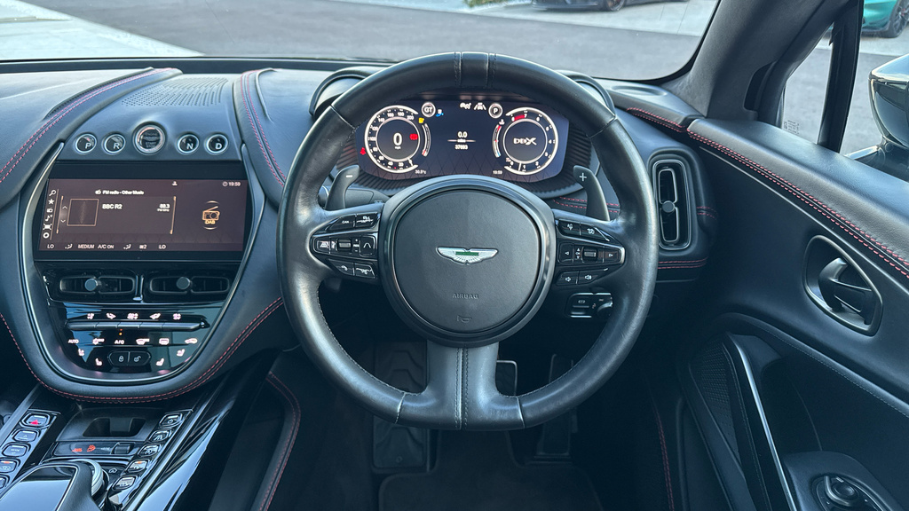 Aston Martin DBX V8 550  #11